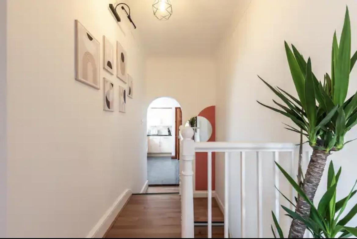 Metropolitan - 2 Bed, Private Parking Apartment, Great Commercial Home From Home Stay! Southampton Eksteriør bilde