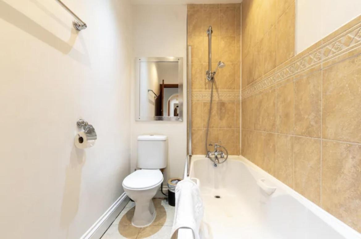 Metropolitan - 2 Bed, Private Parking Apartment, Great Commercial Home From Home Stay! Southampton Eksteriør bilde